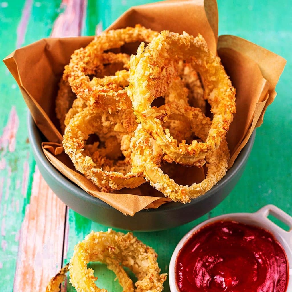 Oven Baked Onion Rings - Hungry Healthy Happy