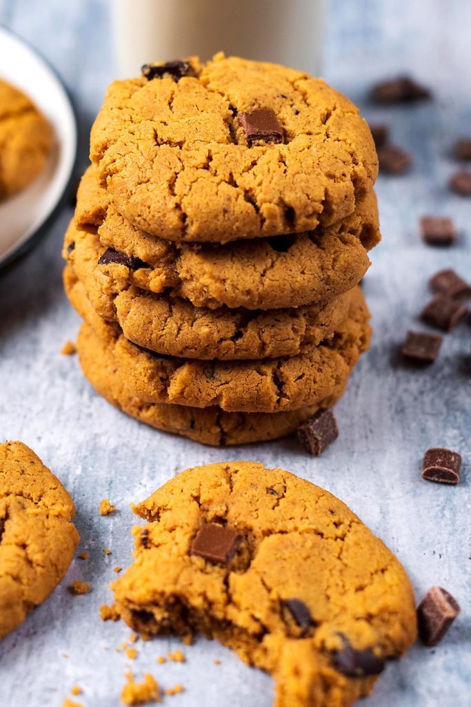 Almond Butter Cookies - Hungry Healthy Happy