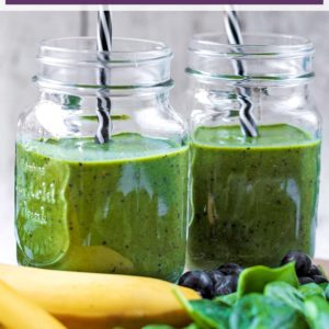 Two mason jars of Green Smoothie with a text title overlay.