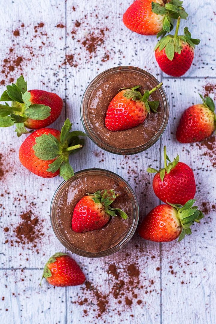 Chocolate Chia Pudding - Hungry Healthy Happy