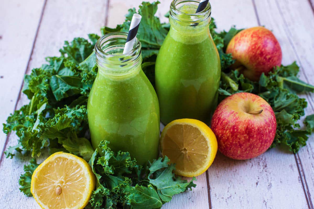 Kale Smoothie - Hungry Healthy Happy