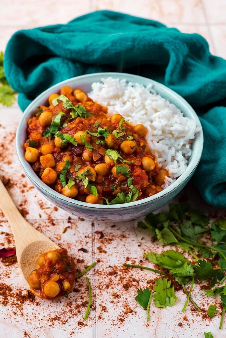 Moroccan Chickpea Stew - Hungry Healthy Happy