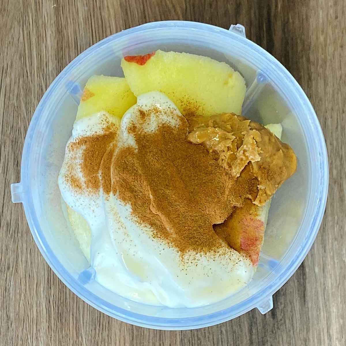 Cinnamon added tot he blender.
