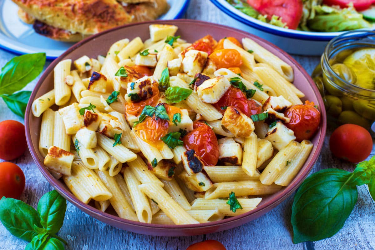 Halloumi Pasta with Roasted Tomatoes - Hungry Healthy Happy