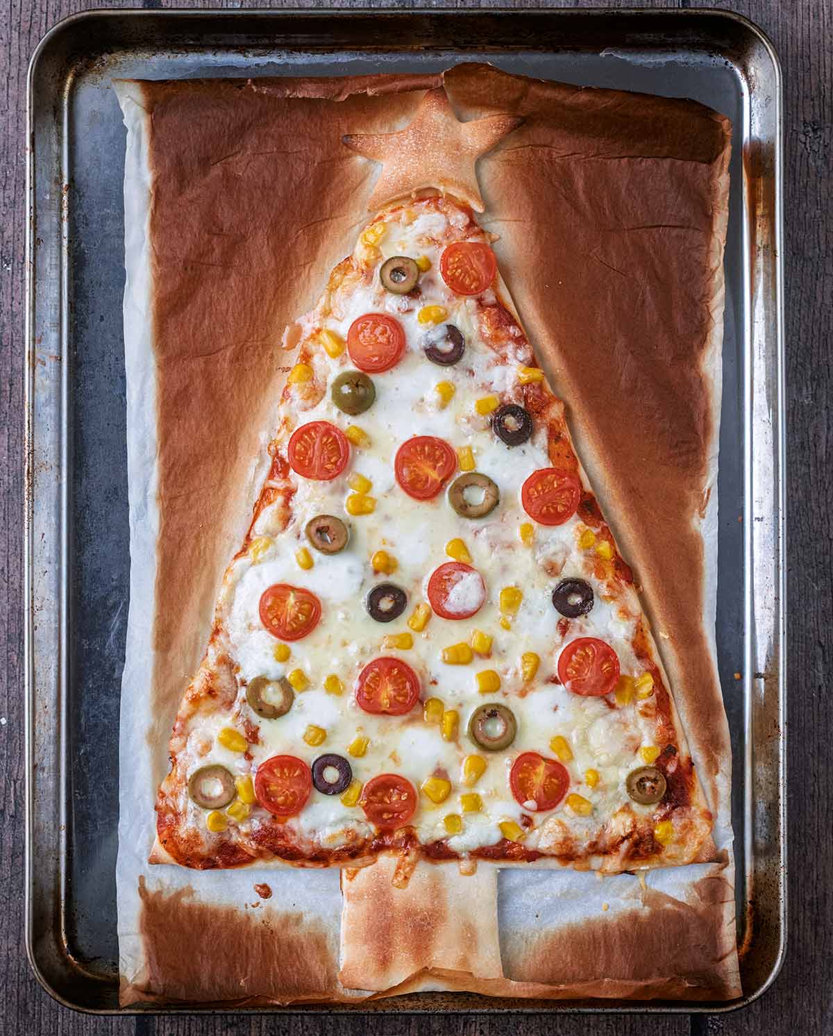 Cooked tree shaped pizza.