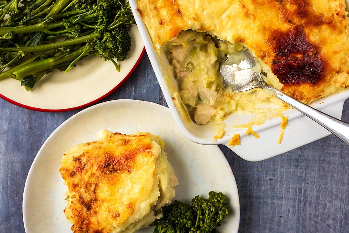 Easy Chicken And Leek Pie - Hungry Healthy Happy