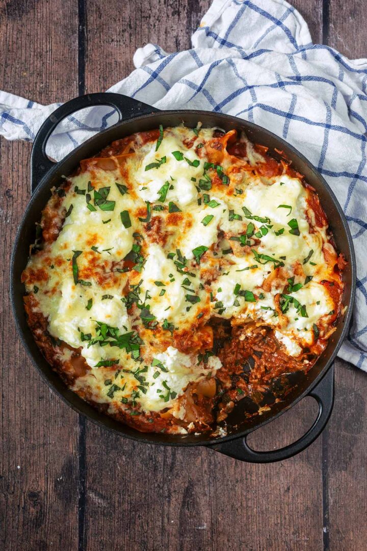 One Pan Skillet Lasagna - Hungry Healthy Happy