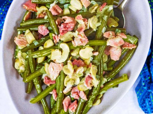 Slow Cooker Green Beans with Bacon & Potatoes - Simply Happy Foodie