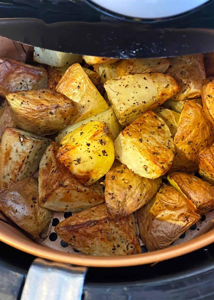 Air Fryer Roast Potatoes - Hungry Healthy Happy