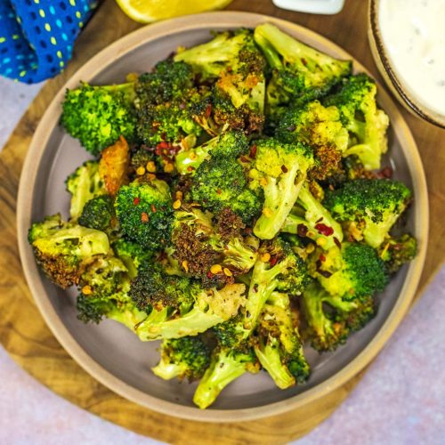 https://hungryhealthyhappy.com/wp-content/uploads/2021/02/Crispy-Air-Fryer-Broccoli-featured-500x500.jpg