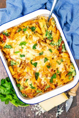 Spinach and Ricotta Pasta Bake - Hungry Healthy Happy