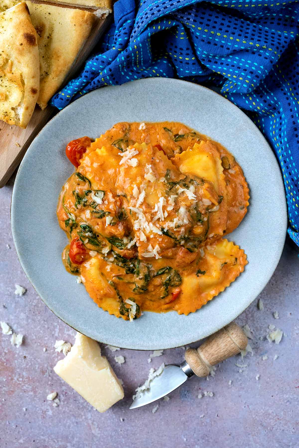 Rustic Tomato Sauce for Ravioli