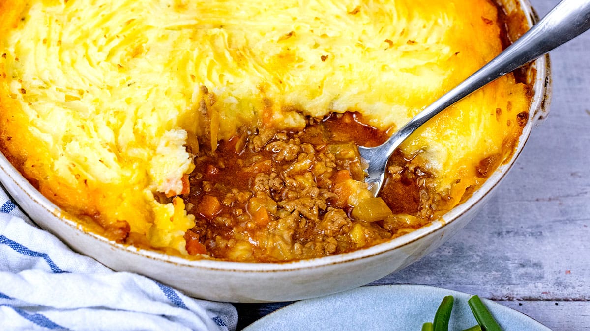 Easy Shepherd's Pie Recipe - Happy Foods Tube