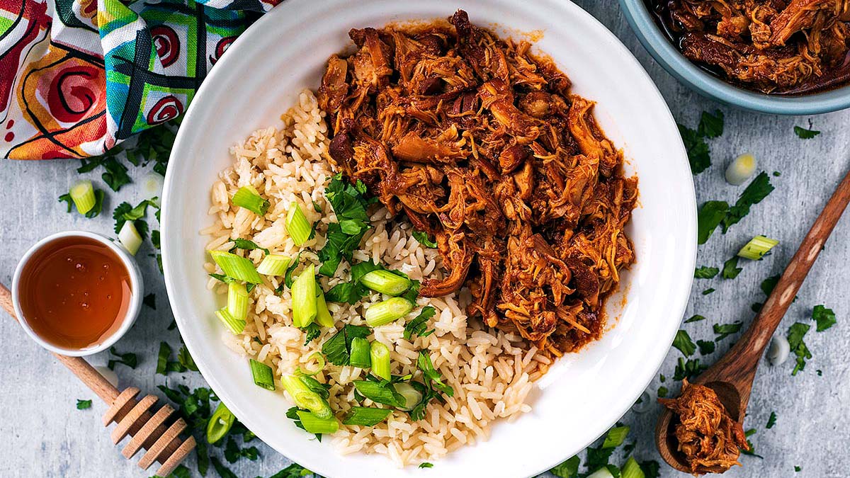 Easy Slow Cooker Honey Garlic Chicken - Hungry Healthy Happy