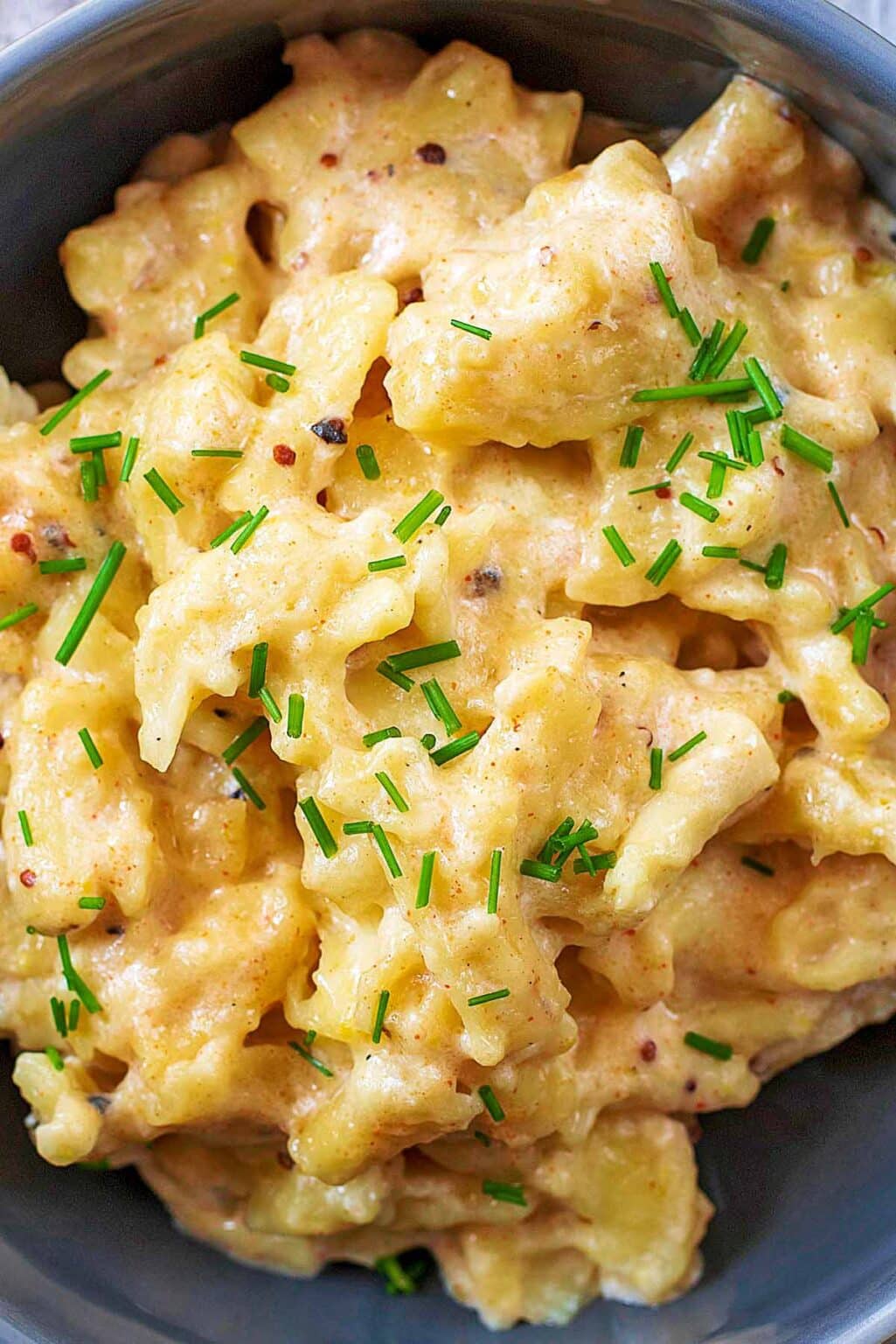 Slow Cooker Mac And Cheese - Hungry Healthy Happy