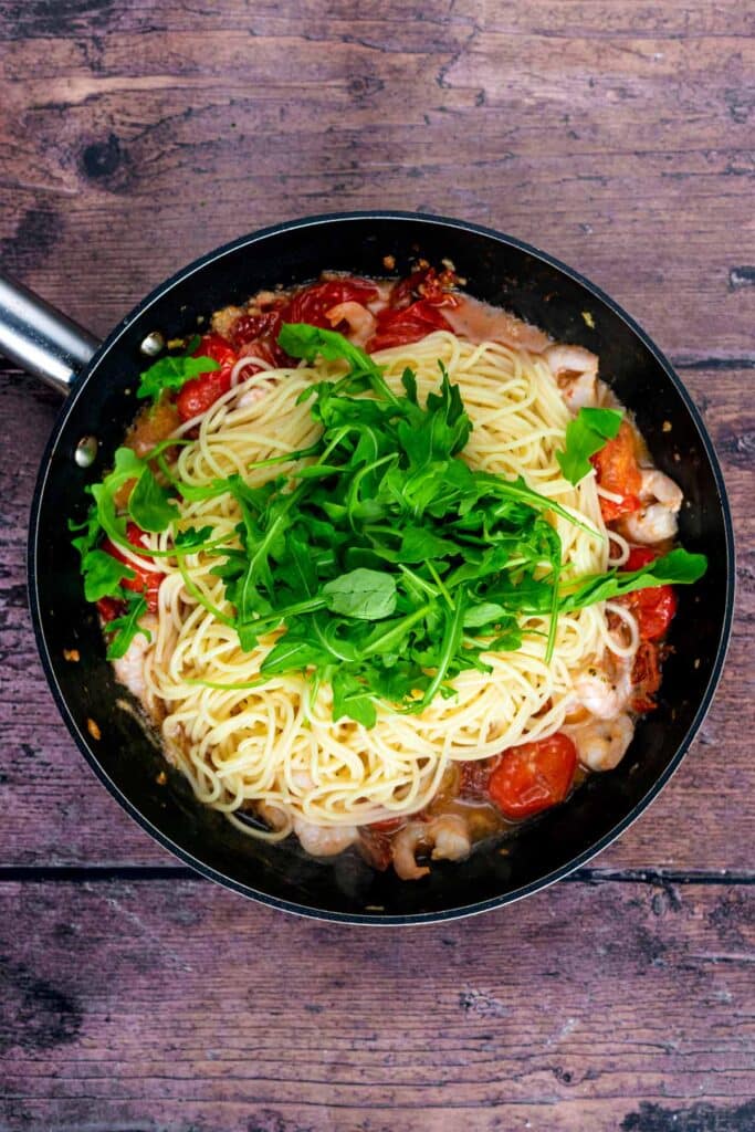 Garlic Prawn Spaghetti - Hungry Healthy Happy