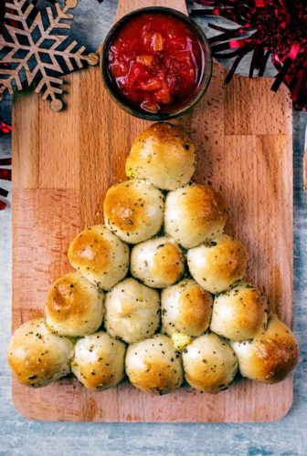 Christmas Tree Pizza - Hungry Healthy Happy