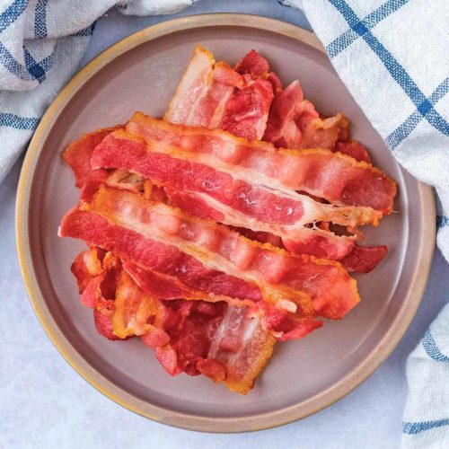 How To Make Bacon In The Microwave On A Plate #bacon #cookinghacks #ba