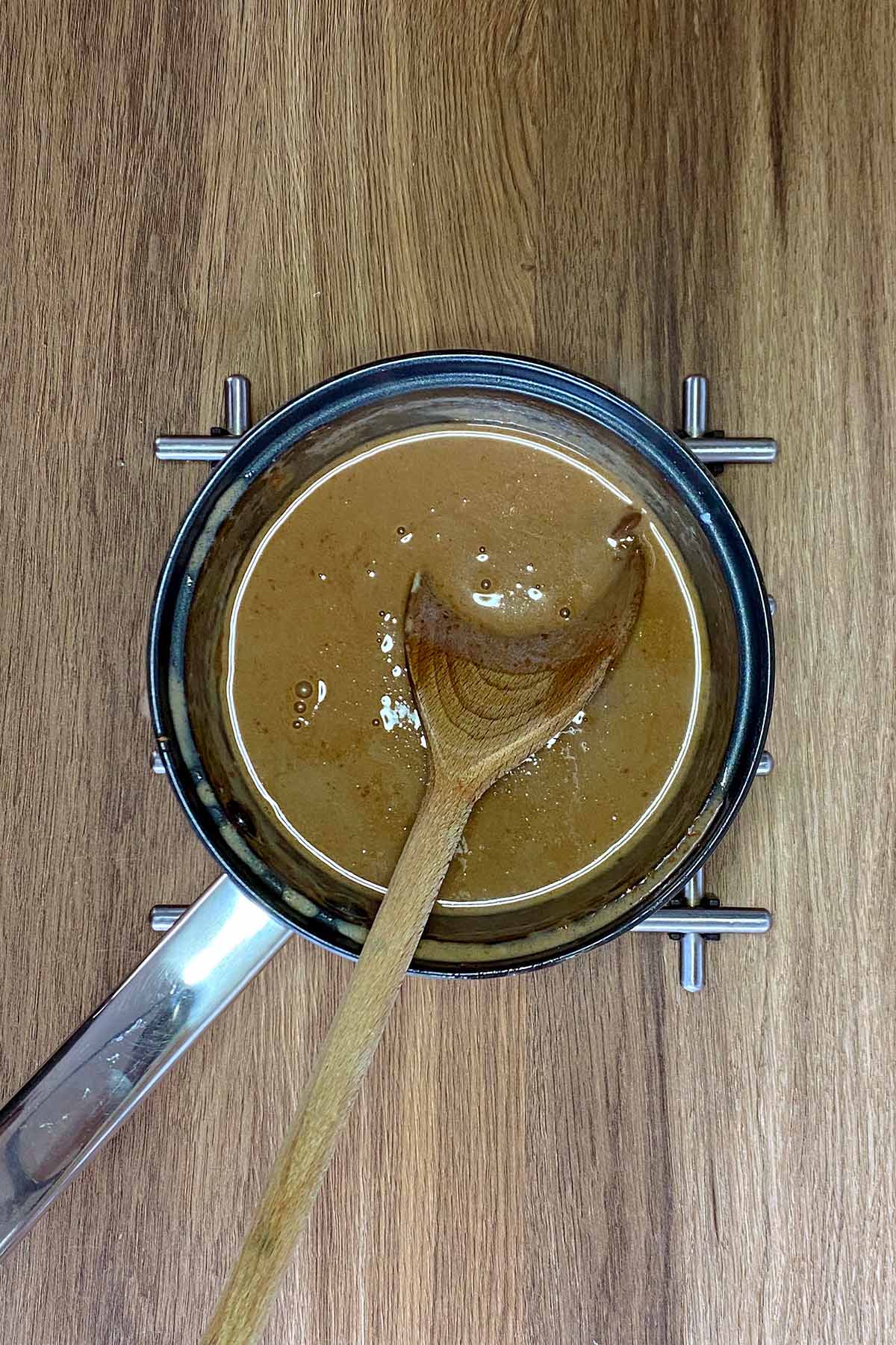 Chocolate sauce in the saucepan.