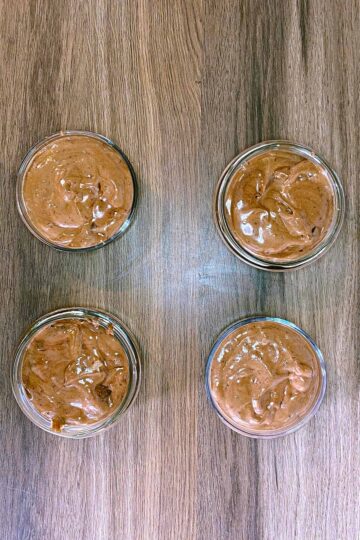 Easy Chocolate Mousse - Hungry Healthy Happy