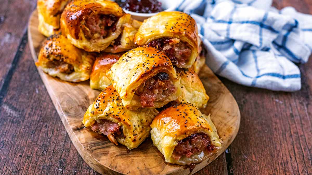 Christmas Sausage Rolls Hungry Healthy Happy