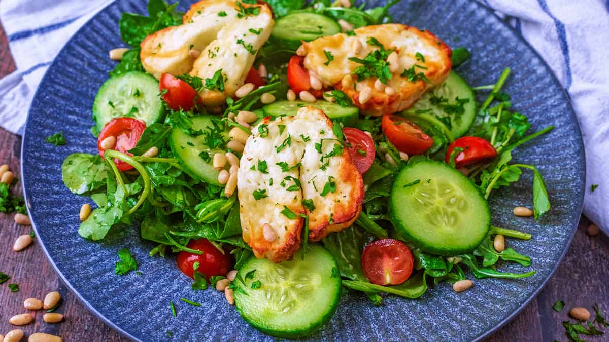 Halloumi Salad - Hungry Healthy Happy