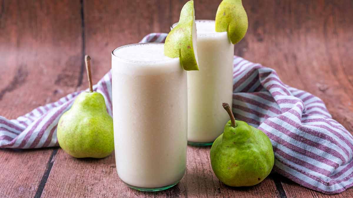 Pear Smoothie - Hungry Healthy Happy
