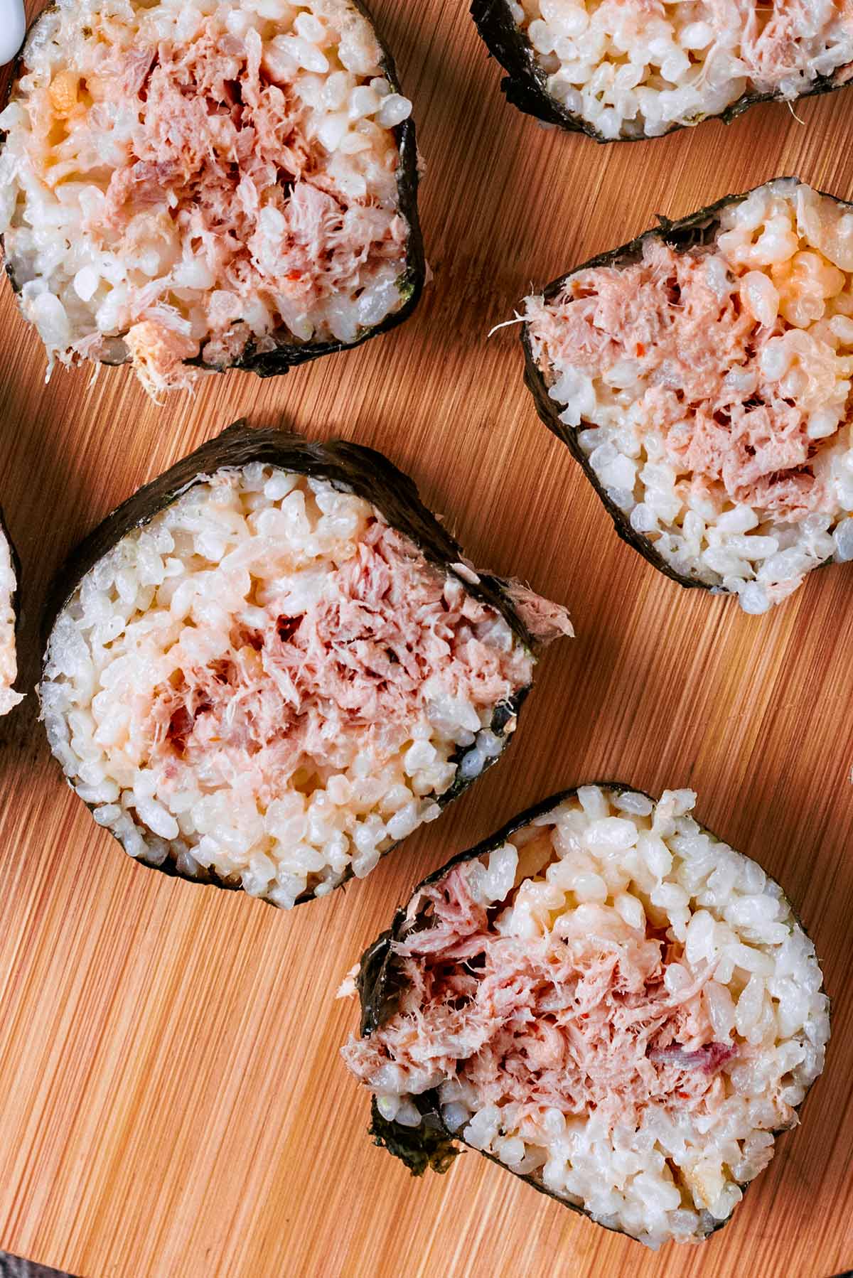 Spicy tuna in a maki sushi roll.