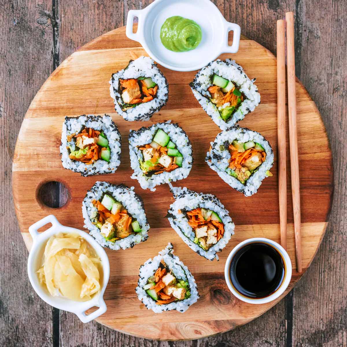 https://hungryhealthyhappy.com/wp-content/uploads/2023/05/vegan-sushi-featured.jpg