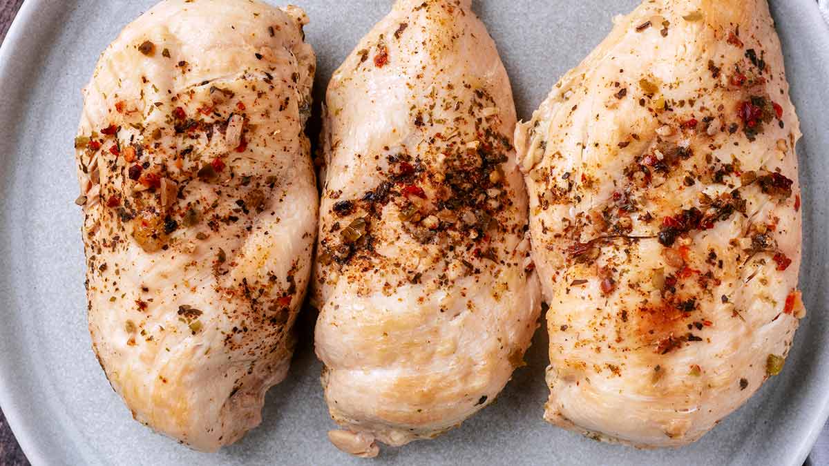 How Long to Cook Chicken Breast in Slow Cooker: Perfect Tender Tips