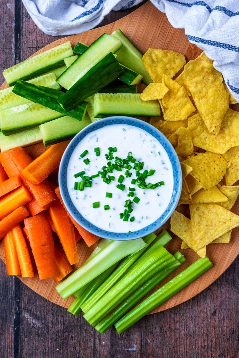 Sour Cream and Chive Dip - Hungry Healthy Happy