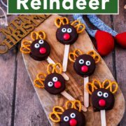 Oreo reindeer with a text title overlay.
