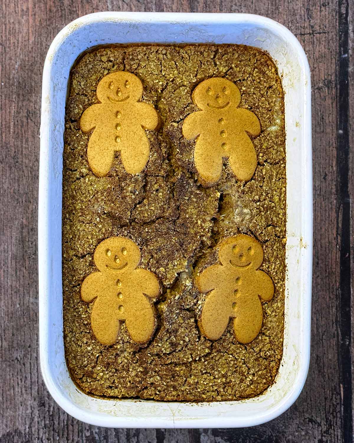 Cooked gingerbread oats in the baking dish.