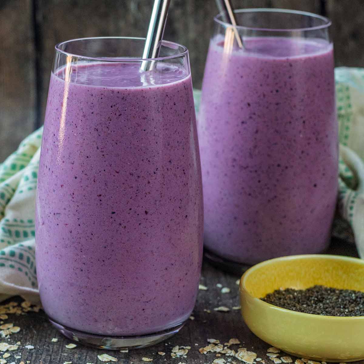 Two glasses of high fibre smoothie.