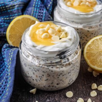 A glass jar full of lemon overnight oats.